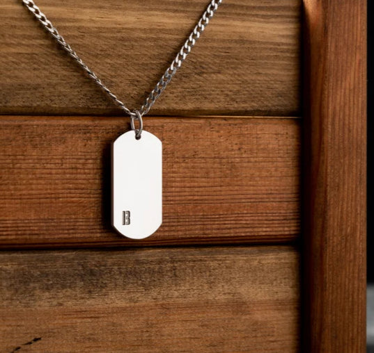 Κολιέ Dog Tag από Ανοξείδωτο Ατσάλι με Χάραξη Laser – Χρυσό ή Ασημί (με αλυσίδα)